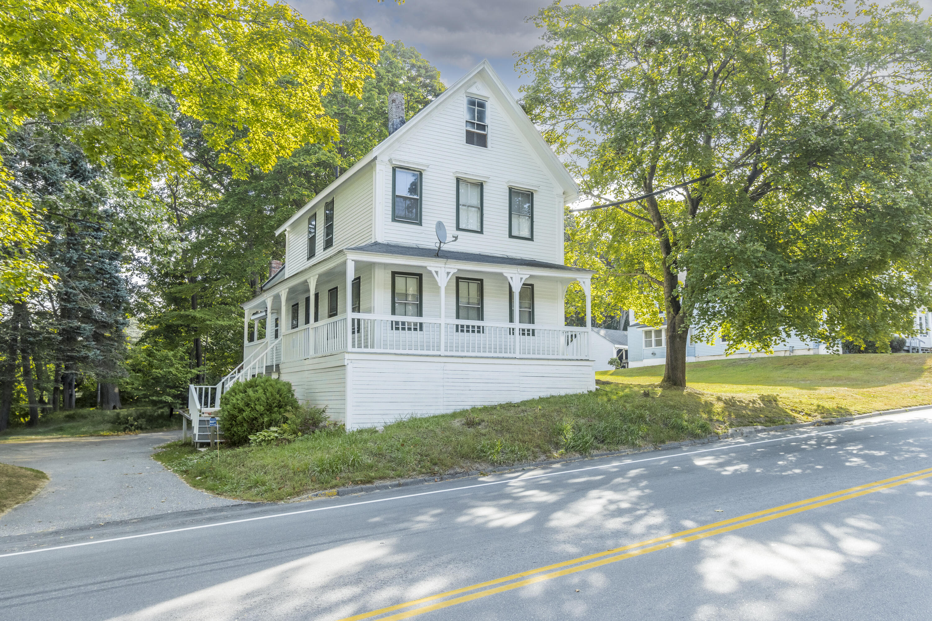 Spring St, Westbrook, ME 04092