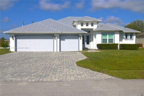 5231 Nw Iredell St, Port St. Lucie, FL, 34986-2724 | Card Image