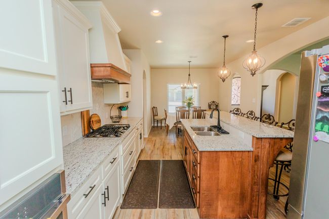214 Wildcat St, House other with 4 bedrooms, 3 bathrooms and null parking in Wolfforth TX | Image 14