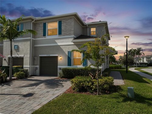 1754 Se 8th Ter, Homestead, FL, 33034-5679 | Card Image