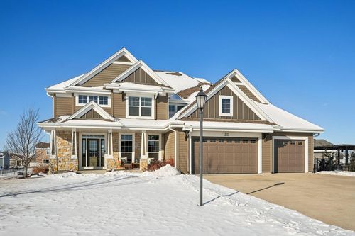 W137N6161 Weyer Farm Court, Menomonee Falls, WI, 53051 | Card Image