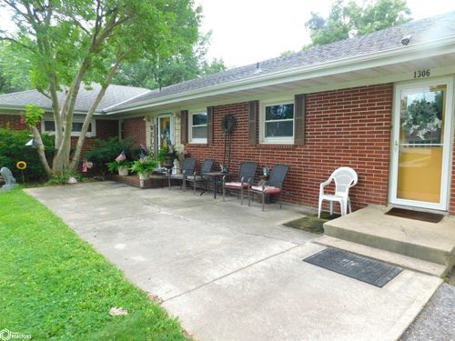 1306 E Circle Rd, Denison, IA, 51442-1065 | Card Image