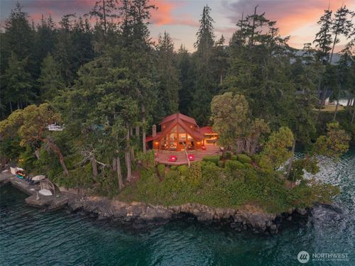 191 Canal Ln, Brinnon, WA, 98320-9512 | Card Image