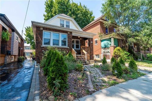 228 Province St S, Hamilton, ON, L8K2L7 | Card Image