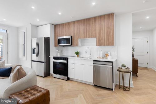207-1124 Florida Ave Ne, WASHINGTON, DC, 20002-9172 | Card Image