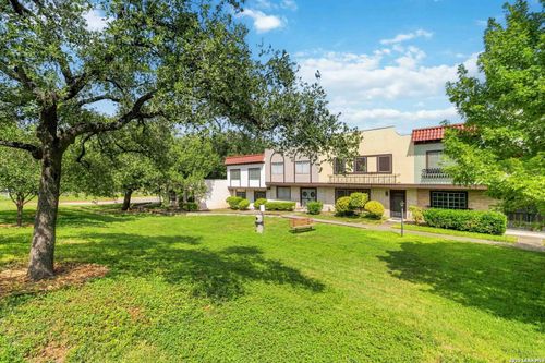 10879 CROWN VW Crown View, San Antonio, TX, 78239 | Card Image