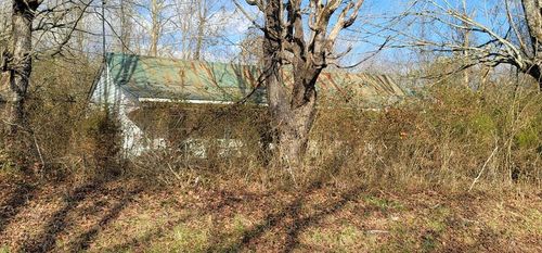 2323 College St, Spencer, TN, 38585-3442 | Card Image