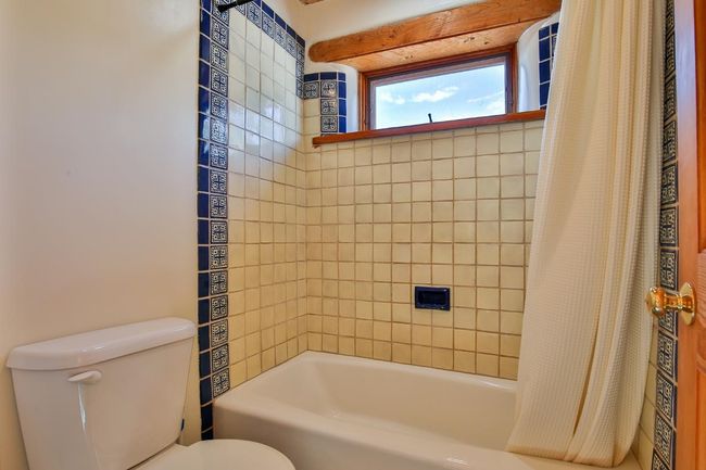 24 Gina Ln, House other with 3 bedrooms, 2 bathrooms and null parking in El Prado NM | Image 16
