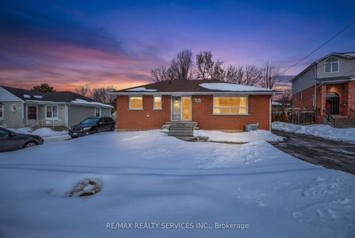 64 River Dr, Georgetown, ON, L7G2J2 | Card Image