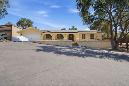 11307 Scarlet Oak, Oakdale, CA, 95361 | Card Image