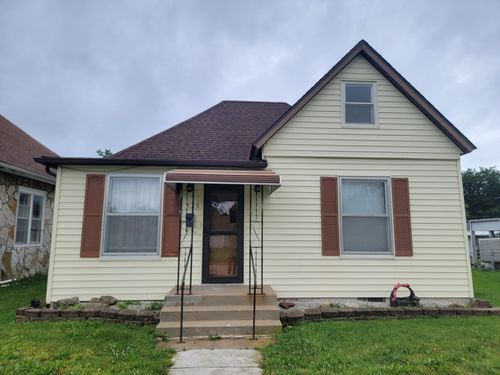 525 E Scott St, Monett, MO, 65708-1737 | Card Image