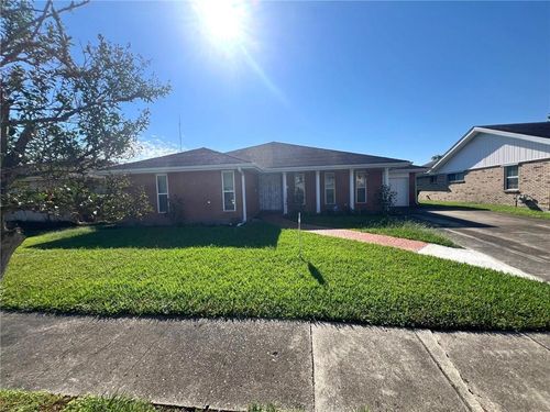 106 Leighton St, Gretna, LA, 70053-4918 | Card Image
