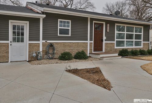 1069 Clay St, Tecumseh, NE, 68450-2235 | Card Image