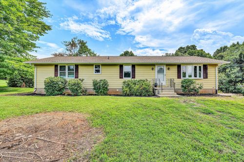 andamp-7087-7089 Goodview Rd, Goodview, VA, 24095-2853 | Card Image
