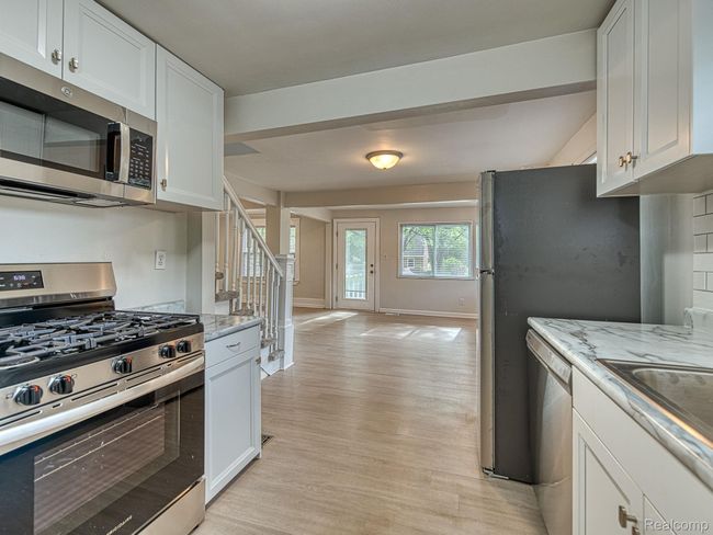 10-web-or-mls-3914 Grindley-065_8.jpg | Image 9
