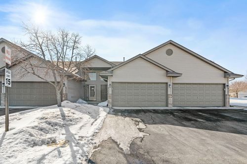 8393 Parkview Ave Ne, Otsego, MN, 55330-4587 | Card Image