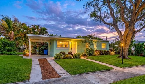 1439 W Broome St, Lantana, FL, 33462-3020 | Card Image