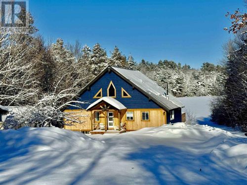 213 S Bay Rd, Elliot Lake, ON, P5A2S9 | Card Image