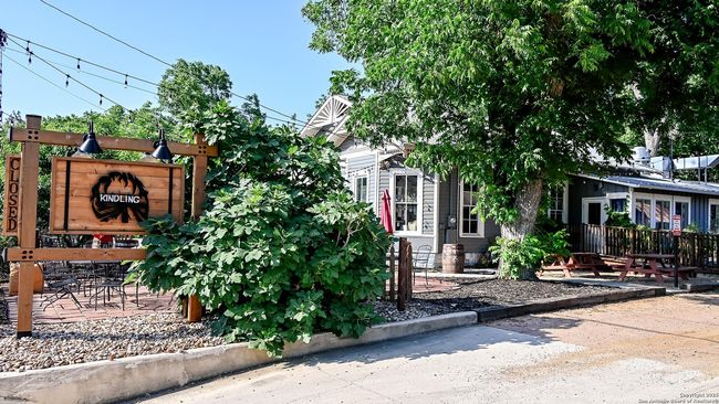 355 Alpine Lks, House other with 4 bedrooms, 3 bathrooms and null parking in New Braunfels TX | Image 30