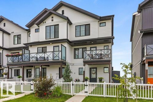 24 Jensen Gate, St Albert, AB, T8N7Y5 | Card Image