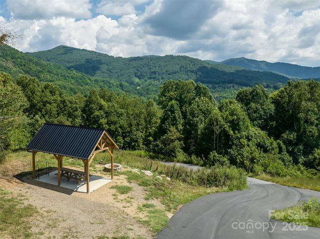 Covered recreation area near homesite | Image 21