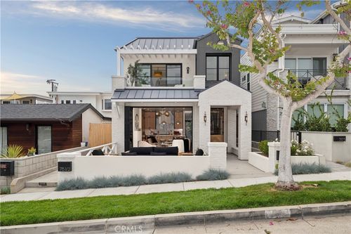 715 Poinsettia Ave, Corona del Mar, CA, 92625-2533 | Card Image