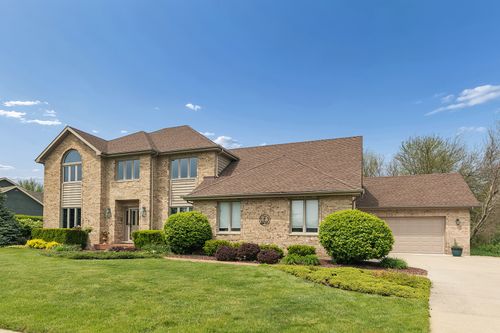 10612 Williamsburg Trl, Frankfort, IL, 60423-2211 | Card Image
