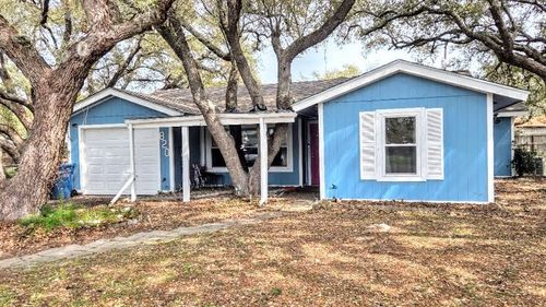 820 Ibis Dr, Rockport, TX, 78382-6138 | Card Image