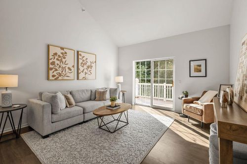 301-18 Kings Mill Circle, Madison, WI, 53718 | Card Image