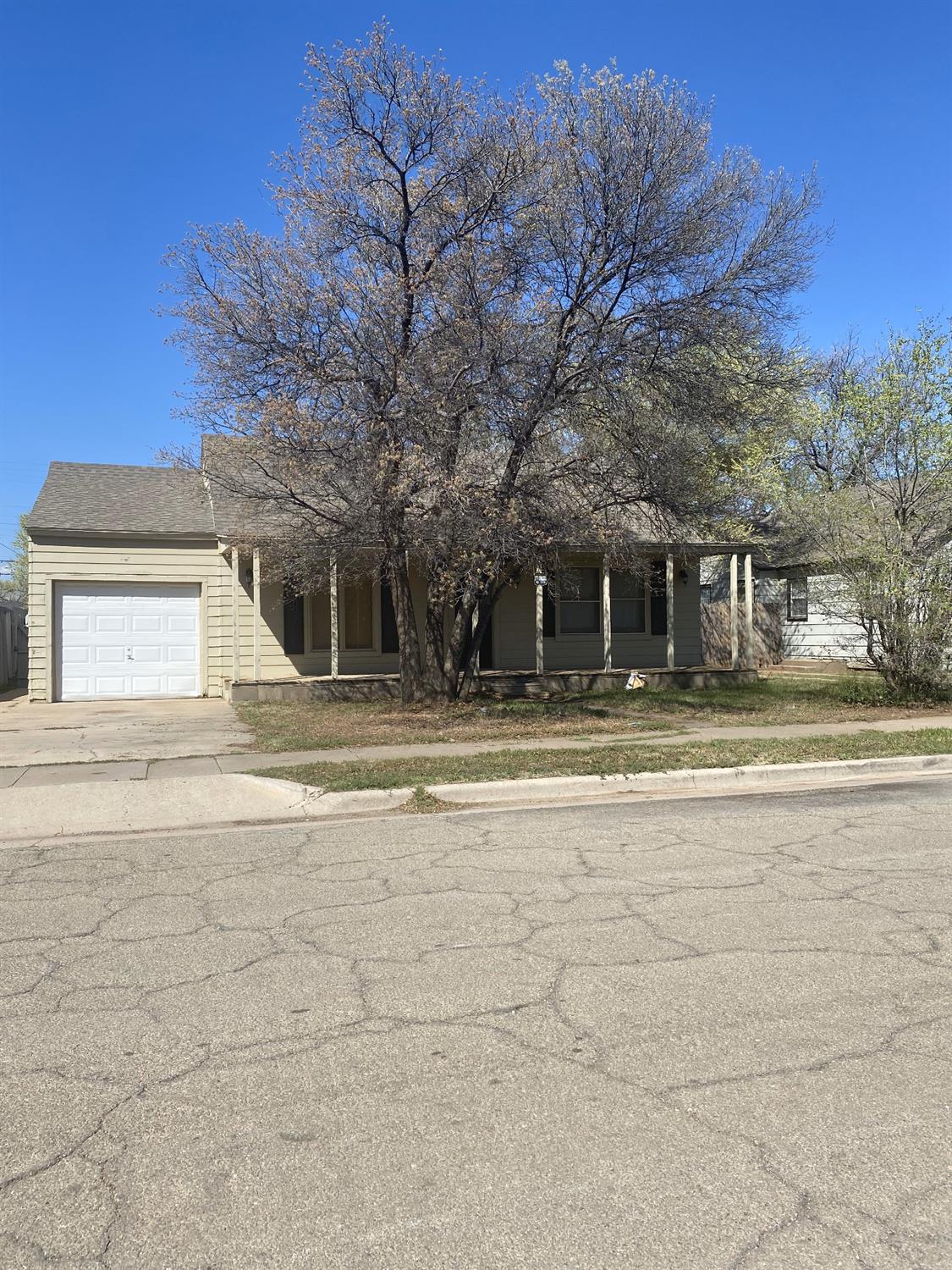 28th St, Lubbock, TX 79411