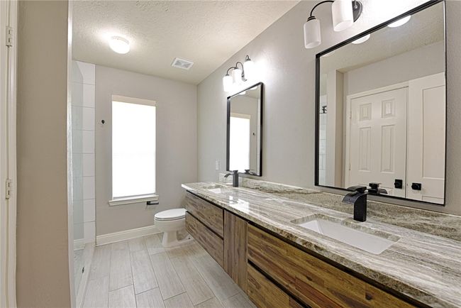 3118 E Webber Dr, House other with 4 bedrooms, 2 bathrooms and 2 parking in Pearland TX | Image 18