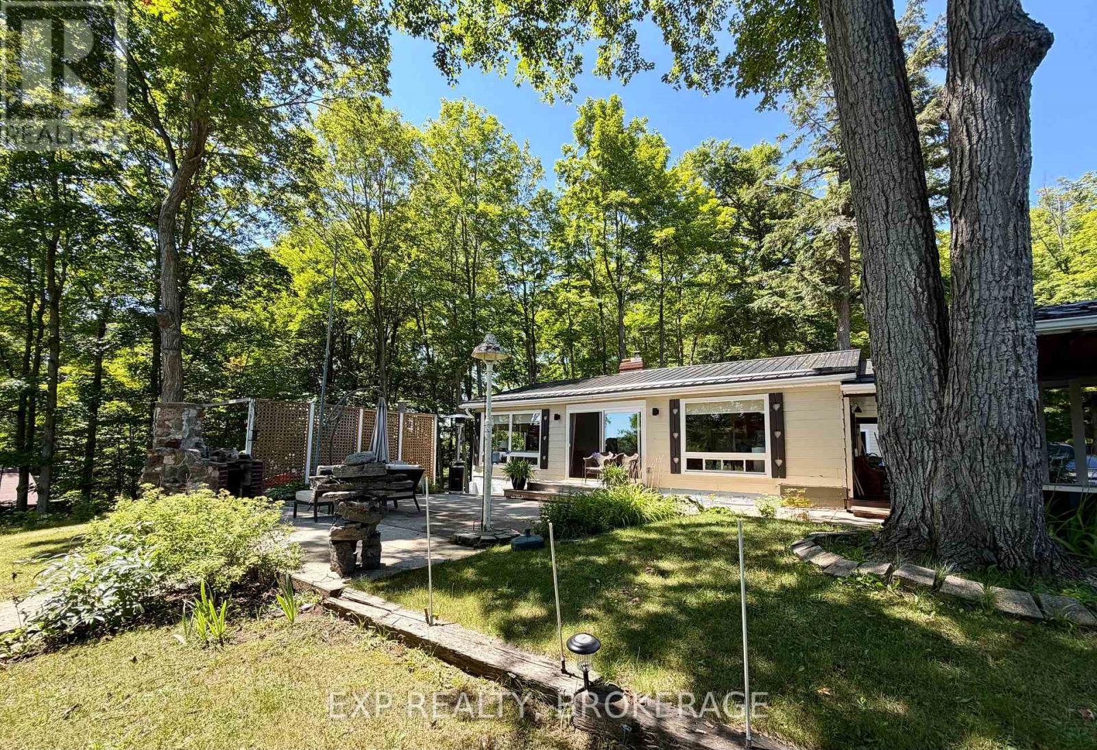Residential in South Frontenac 5