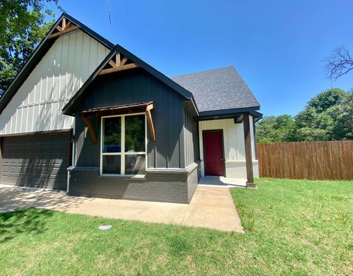 1600 Willow Wood Dr, Azle, TX, 76020-2129 | Card Image