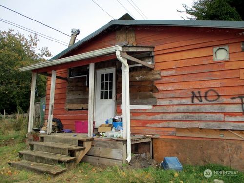 699 Copalis Beach Rd, Copalis Beach, WA, 98535-9704 | Card Image