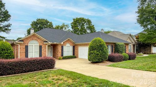 580 Gatsby Pl Nw, Concord, NC, 28027-5216 | Card Image