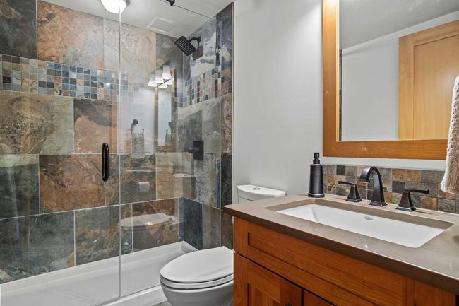 7 Creekside Mews, Townhouse with 3 bedrooms, 4 bathrooms and 2 parking in Canmore AB | Image 34
