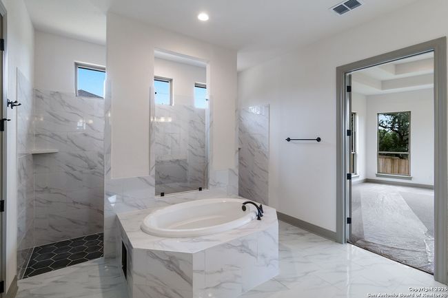 31102 Charolais Way, House other with 4 bedrooms, 4 bathrooms and null parking in Bulverde TX | Image 18