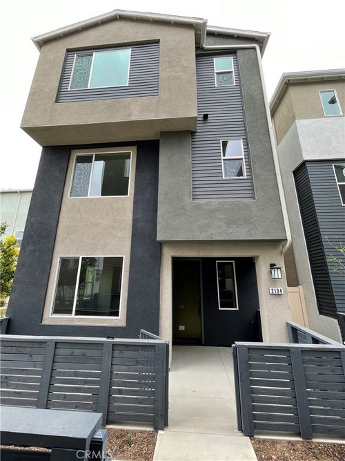2104 Lacy Crossing Drive, Santa Ana, CA, 92701 | Card Image