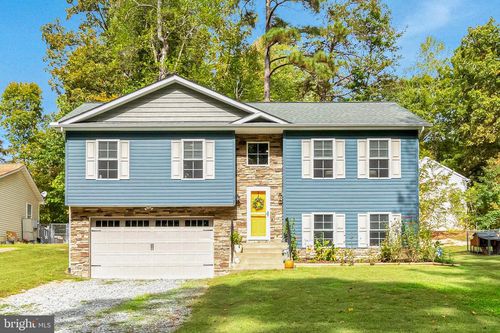 205 Clinton Dr, Ruther Glen, VA, 22546-5118 | Card Image