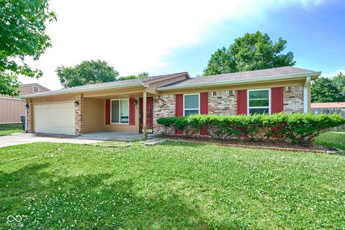 805 Burr Oak Dr, Indianapolis, IN, 46217-4336 | Card Image