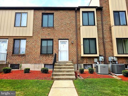apt-bb17-5200 Hilltop Dr, BROOKHAVEN, PA, 19015-1260 | Card Image