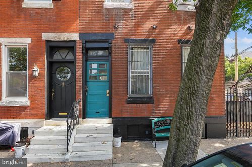 705 Catharine St, PHILADELPHIA, PA, 19147-2801 | Card Image