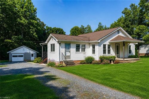 545 Mount Shepherd Rd, Asheboro, NC, 27205-2842 | Card Image