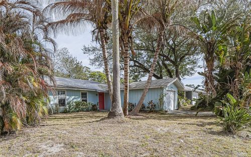 3196 1st Ln, Vero Beach, FL, 32968-2525 | Card Image