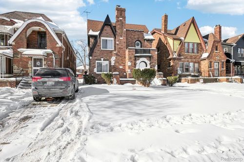 17187 Northlawn St, Detroit, MI, 48221-2548 | Card Image