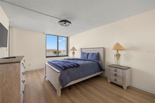 Master bedroom | Image 10
