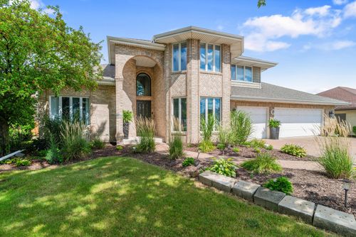 9704 W 56th St, Countryside, IL, 60525-7221 | Card Image