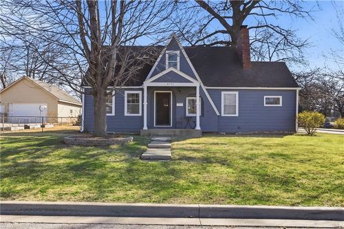 4771 Falmouth St, Roeland Park, KS, 66205-1624 | Card Image