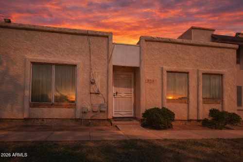 8110 N 31st Dr, Phoenix, AZ, 85051-6220 | Card Image