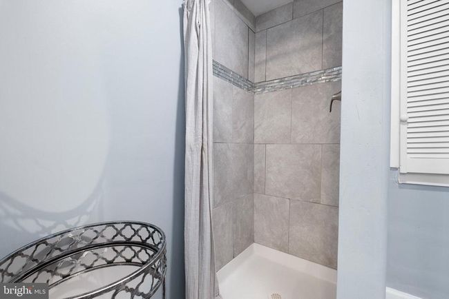 1139 E 14 Th St, Townhouse with 3 bedrooms, 2 bathrooms and null parking in WILMINGTON DE | Image 9